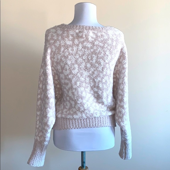 Jessica Simpson Super Soft Sweater - Picture 3 of 3